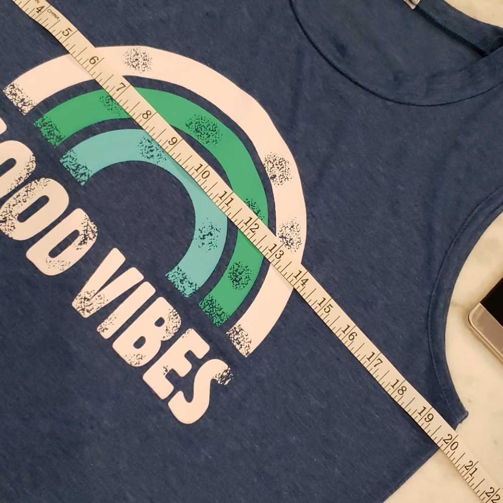 Good vibes tank Lg - Picture 6 of 8